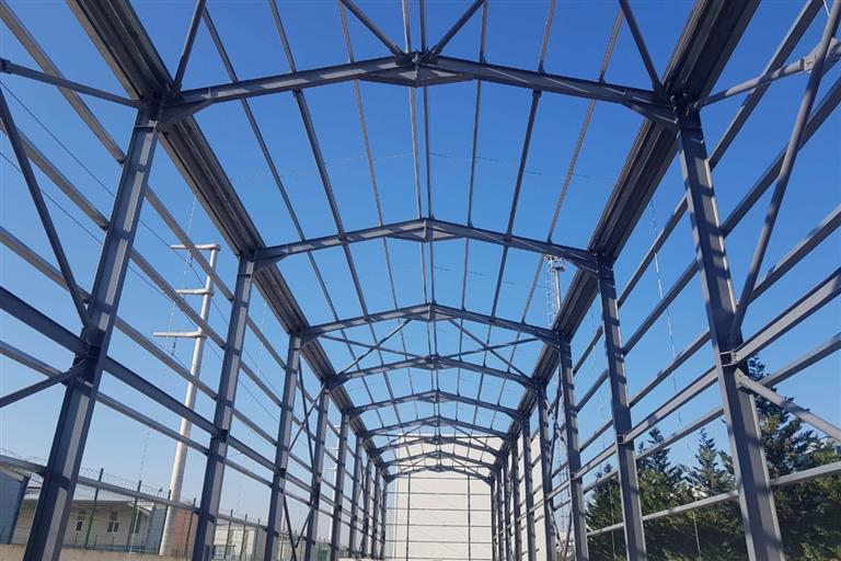 Çelik Konstrüksiyon Çatı.