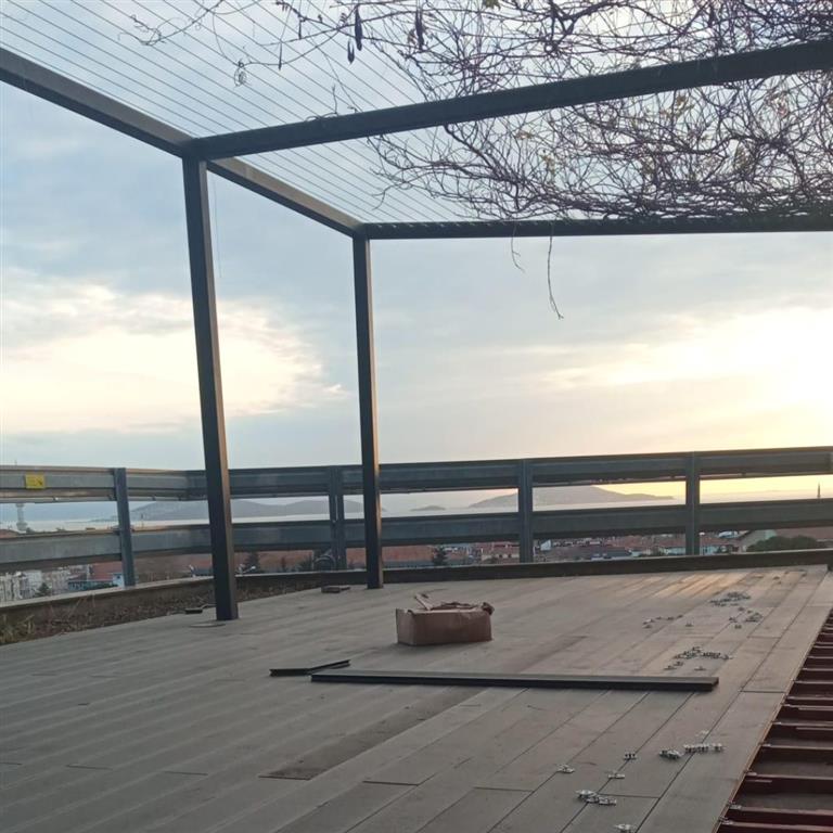 Kapalı Teras Dekorasyonlarında Kapama Sistemleri Önerileri.